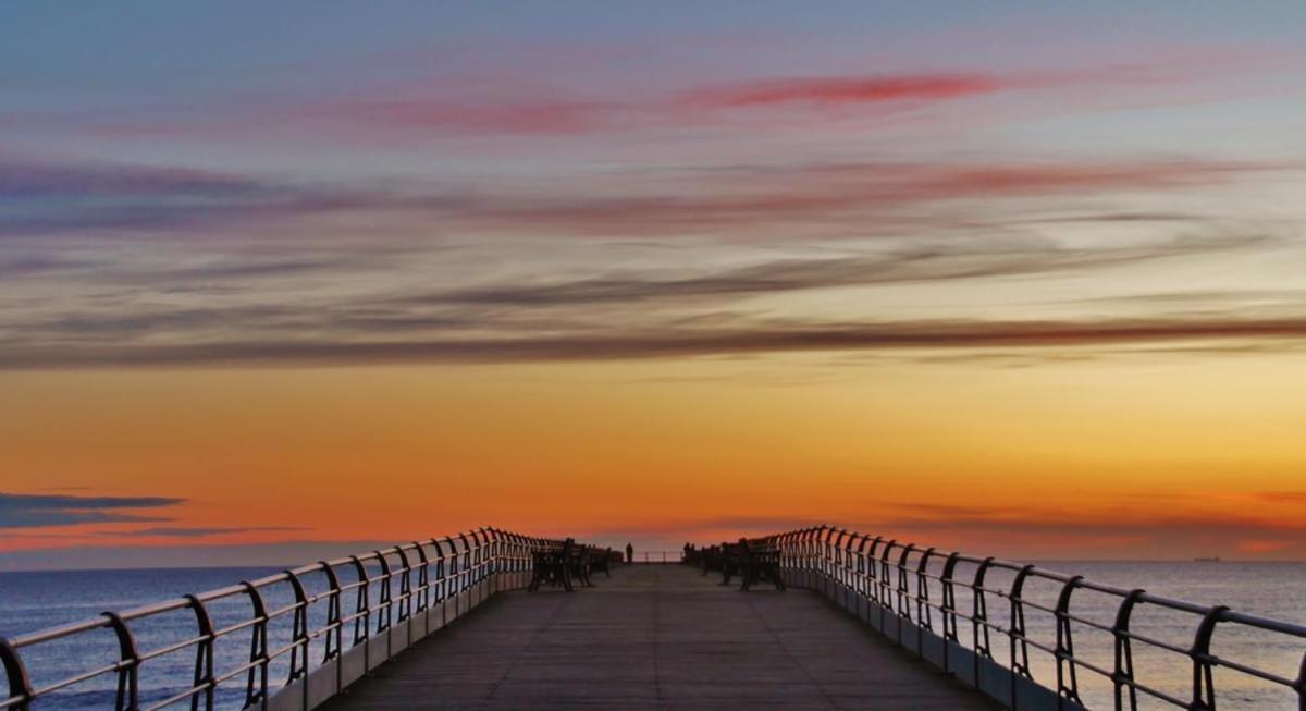Sea Forever Oceanfront Home Perfectly Saltburn エクステリア 写真